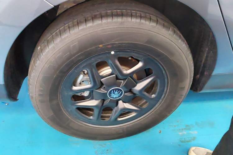 Used BYD Qin PLUS  Right Rear Wheel Hub