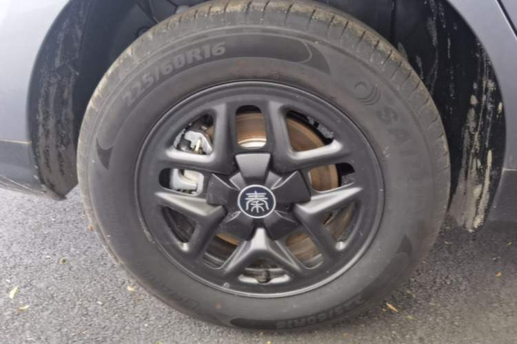 Used BYD Qin PLUS  Right Rear Wheel Hub