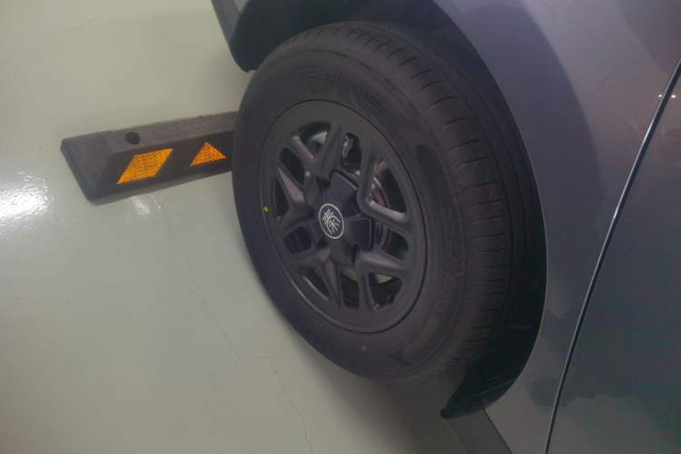 Used BYD Qin PLUS  Right Rear Wheel Hub