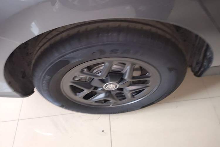 Used BYD Qin PLUS  Right Rear Wheel Hub