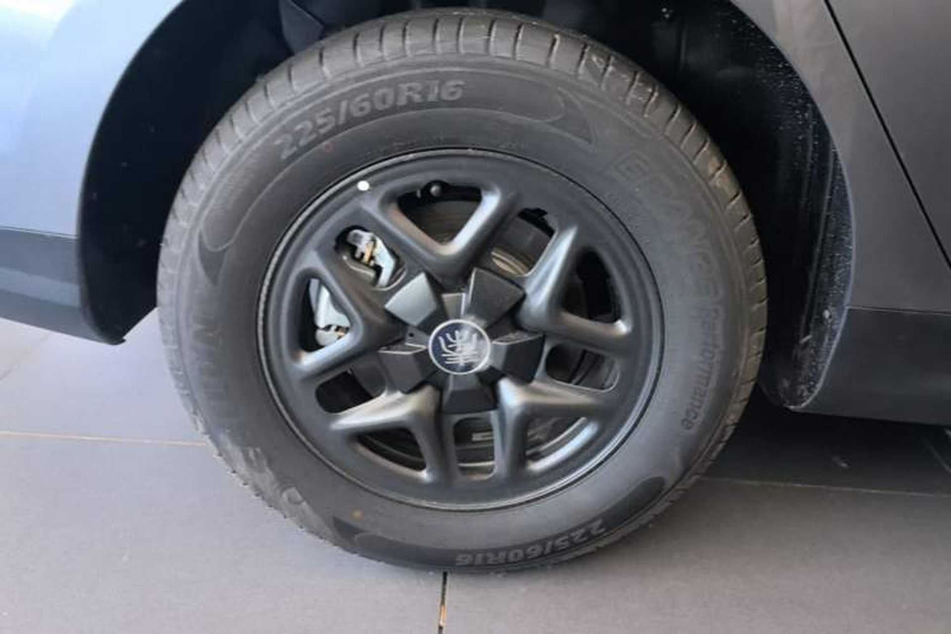 Used BYD Qin PLUS  Right Rear Wheel Hub