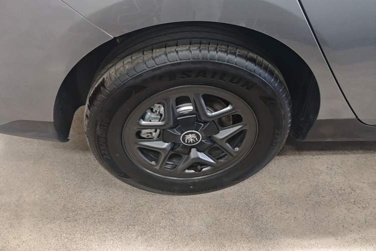 Used BYD Qin PLUS  Right Rear Wheel Hub