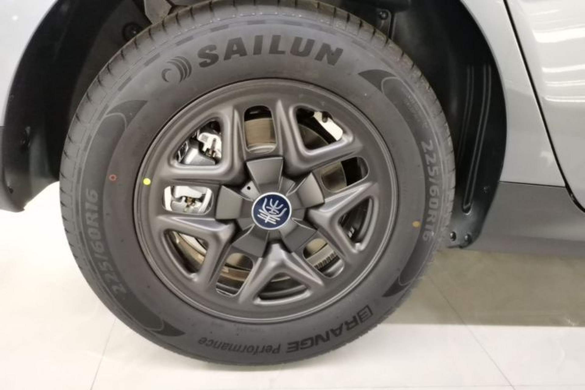Used BYD Qin PLUS  Right Rear Wheel Hub