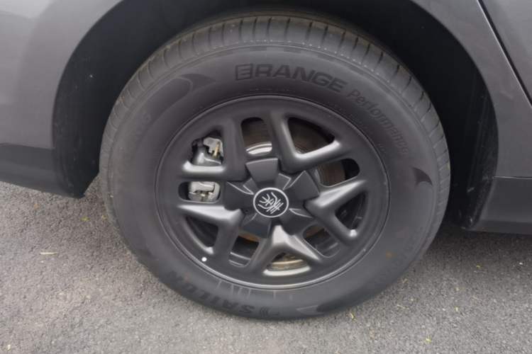 Used BYD Qin PLUS  Right Rear Wheel Hub