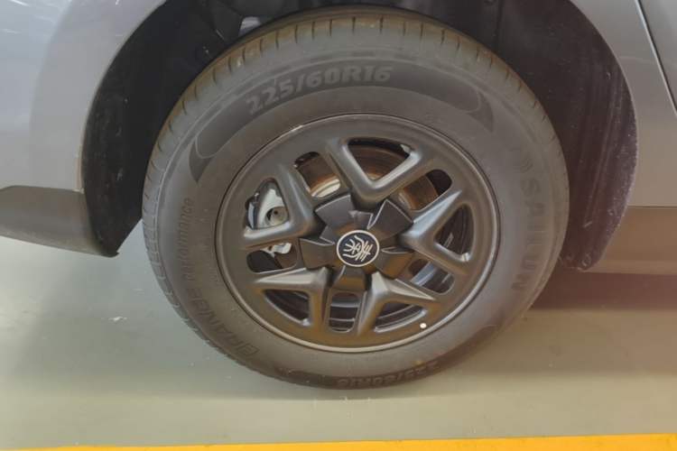 Used BYD Qin PLUS  Right Rear Wheel Hub