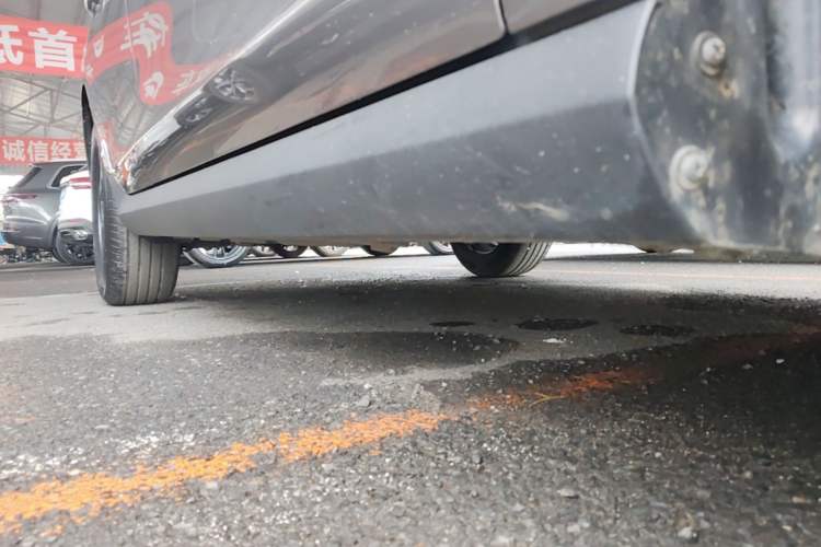 Used BYD Qin PLUS 2025 DM-i Smart Drive 55KM Leading Model Right Side Sill