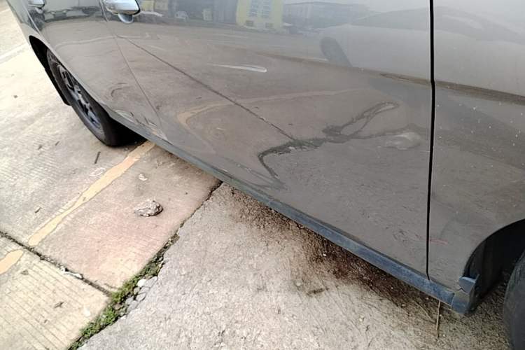 Used BYD Qin PLUS 2025 DM-i Smart Drive 55KM Leading Model Right Side Sill