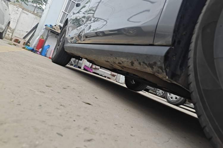 Used BYD Qin PLUS 2025 DM-i Smart Drive 55KM Leading Model Right Side Sill