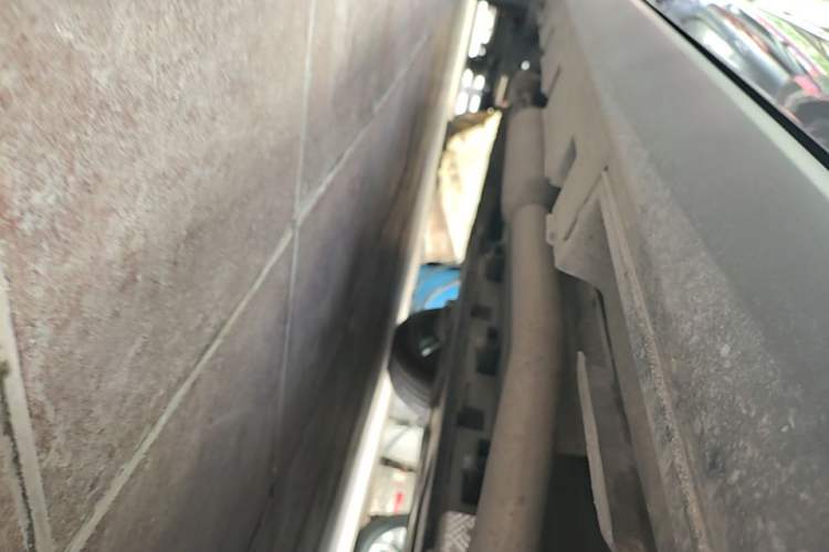Used BYD Qin PLUS 2025 DM-i Smart Drive 55KM Leading Model Right Side Sill