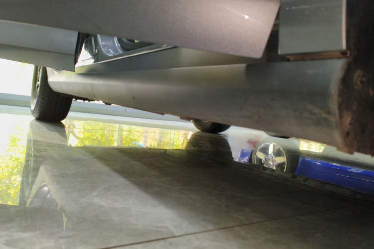 Used BYD Qin PLUS 2025 DM-i Smart Drive 55KM Leading Model Right Side Sill