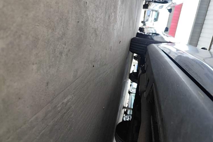 Used BYD Qin PLUS 2025 DM-i Smart Drive 55KM Leading Model Right Side Sill
