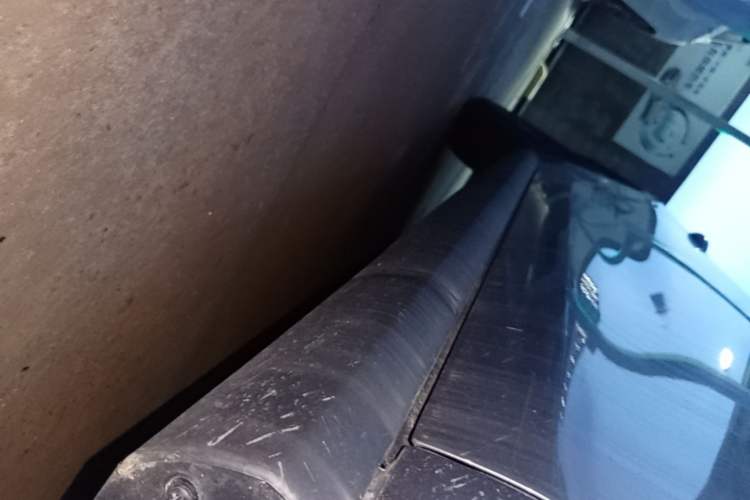 Used BYD Qin PLUS 2025 DM-i Smart Drive 55KM Leading Model Right Side Sill