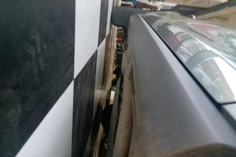 Used BYD Qin PLUS 2025 DM-i Smart Drive 55KM Leading Model Right Side Sill