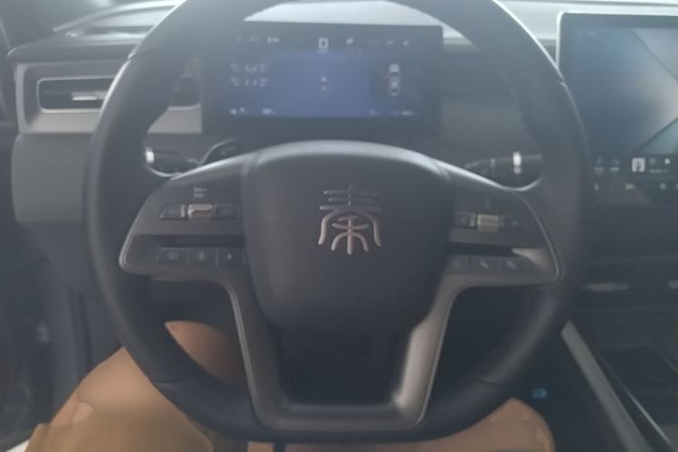 Used BYD Qin PLUS 2025 EV Smart Drive Edition 510KM Leading Model Steering Wheel