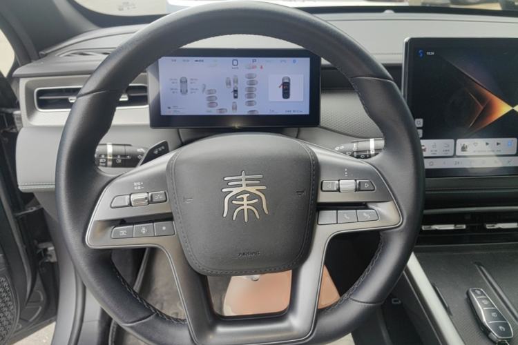 Used BYD Qin PLUS 2025 DM-i Smart Drive 120KM Superior Model Steering Wheel