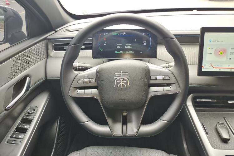 Used BYD Qin PLUS 2025 DM-i Smart Drive 55KM Leading Model Steering Wheel