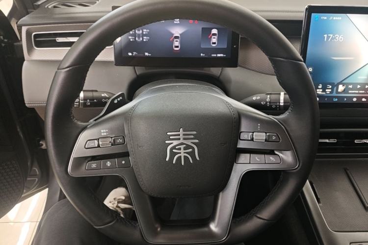 Used BYD Qin PLUS 2025 EV Smart Drive Edition 420KM Leading Model Steering Wheel