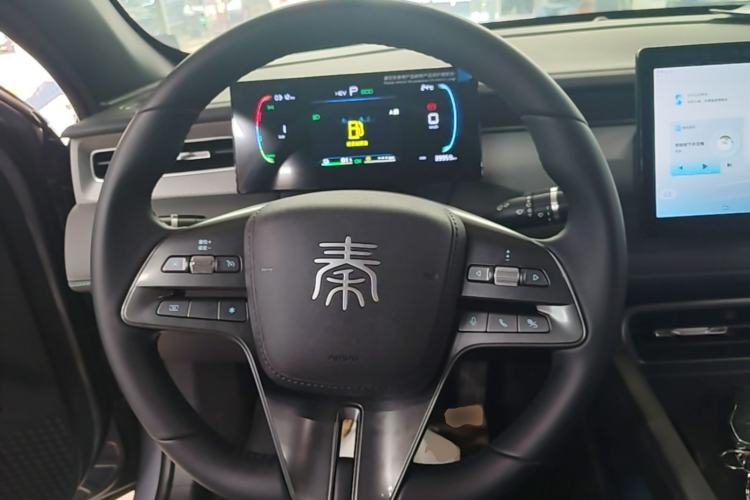 Used BYD Qin PLUS 2025 DM-i Smart Drive 55KM Leading Model Steering Wheel