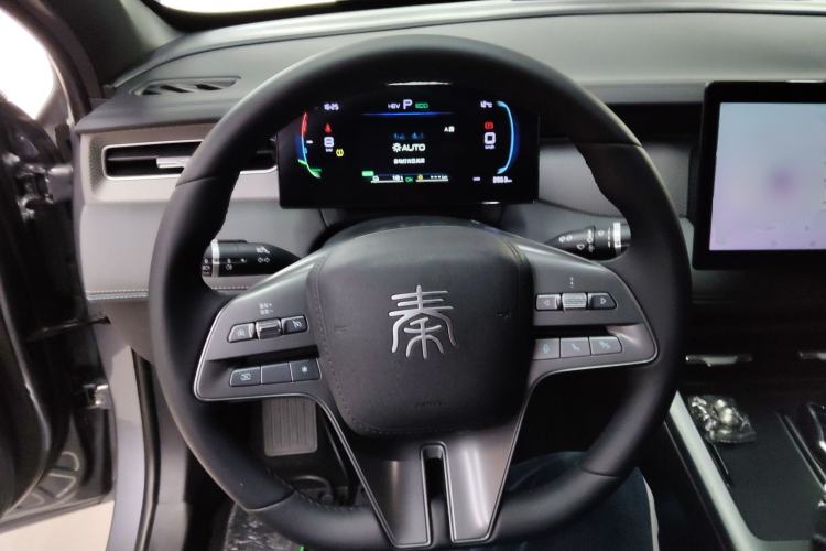 Used BYD Qin PLUS 2025 DM-i Smart Drive 55KM Leading Model Steering Wheel