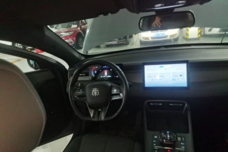 Used BYD Qin PLUS 2025 DM-i Smart Drive 55KM Leading Model Steering Wheel
