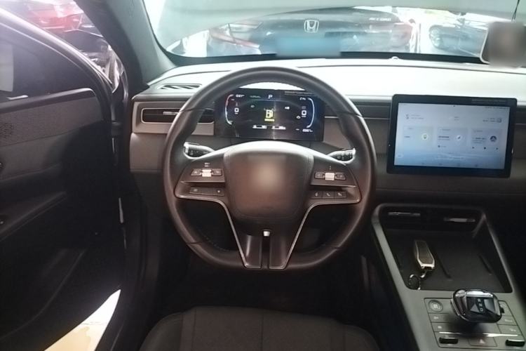 Used BYD Qin PLUS 2025 DM-i Smart Drive 55KM Leading Model Steering Wheel