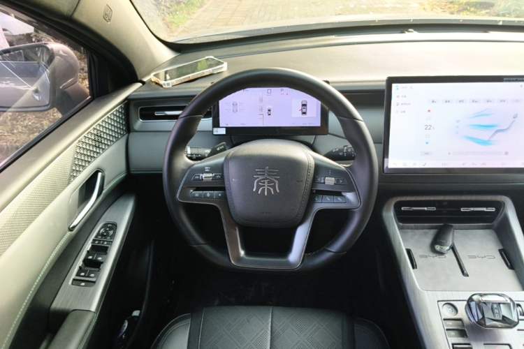 Used BYD Qin PLUS 2025 EV Smart Drive Version 510KM Beyond Model Steering Wheel