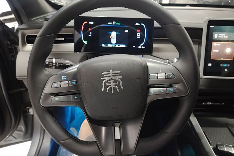 Used BYD Qin PLUS 2025 DM-i Smart Drive 55KM Leading Model Steering Wheel