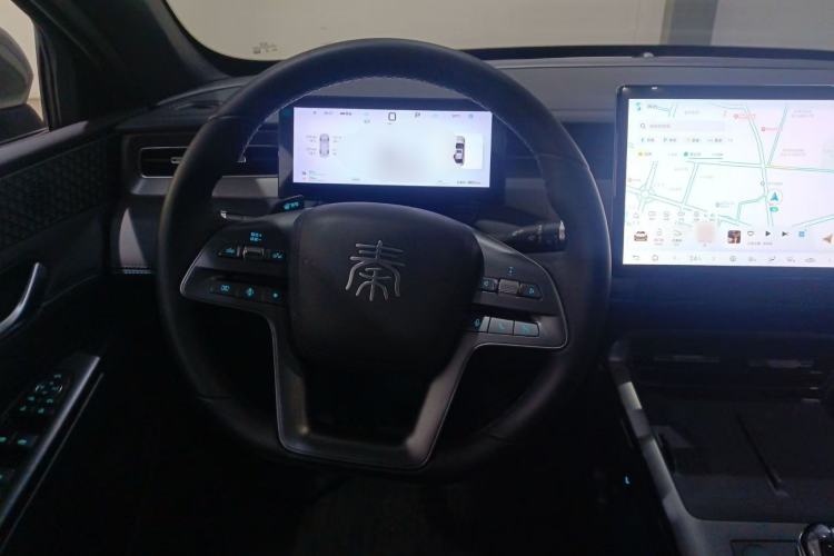 Used BYD Qin PLUS 2025 DM-i Smart Drive 55KM Beyond Model Steering Wheel