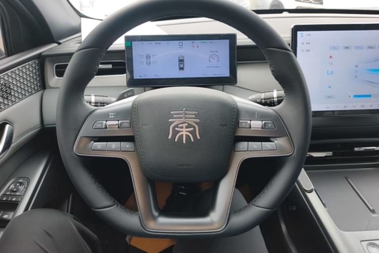 Used BYD Qin PLUS 2025 EV Smart Drive Edition 510KM Leading Model Steering Wheel