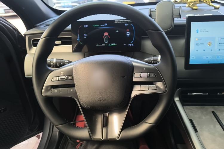 Used BYD Qin PLUS 2025 DM-i Smart Drive 55KM Leading Model Steering Wheel