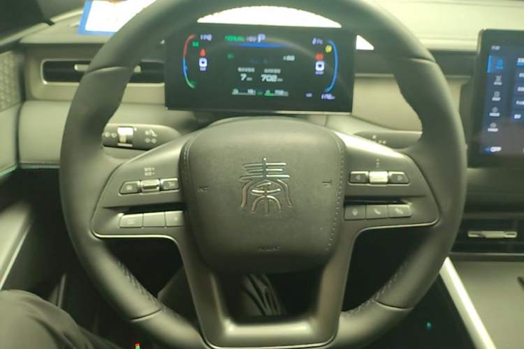 Used BYD Qin PLUS  Steering Wheel