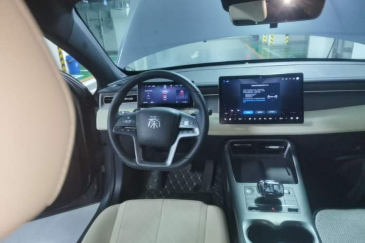 Used BYD Qin PLUS 2025 EV Smart Drive Edition 420KM Leading Model Steering Wheel
