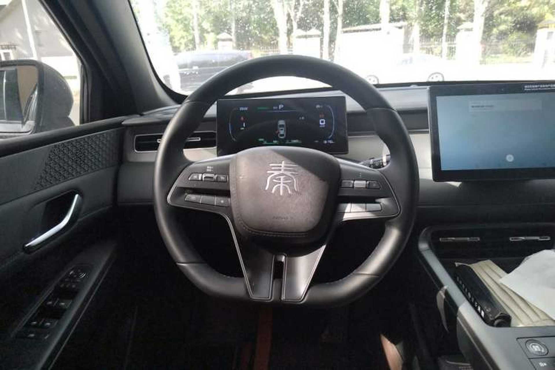 Used BYD Qin PLUS 2025 DM-i Smart Drive 55KM Leading Model Steering Wheel