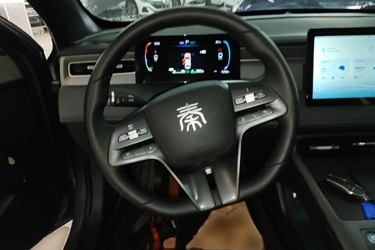 Used BYD Qin PLUS 2025 DM-i Smart Drive 55KM Leading Model Steering Wheel