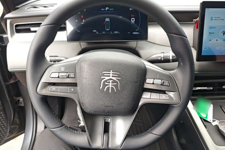 Used BYD Qin PLUS 2025 DM-i Smart Drive 55KM Leading Model Steering Wheel