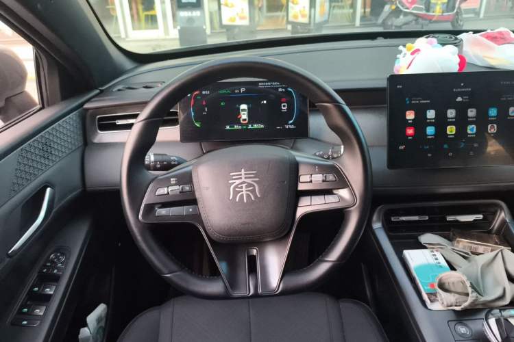 Used BYD Qin PLUS 2025 DM-i Smart Drive 55KM Leading Model Steering Wheel