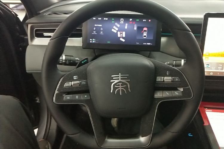 Used BYD Qin PLUS 2025 DM-i Smart Drive 120KM Superior Model Steering Wheel