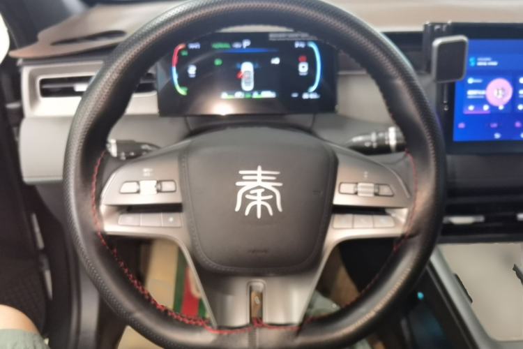 Used BYD Qin PLUS 2025 DM-i Smart Drive 55KM Leading Model Steering Wheel
