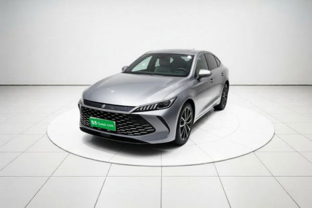 BYD Qin PLUS 2025 DM-i Smart Drive 55KM Leading Model с пробегом