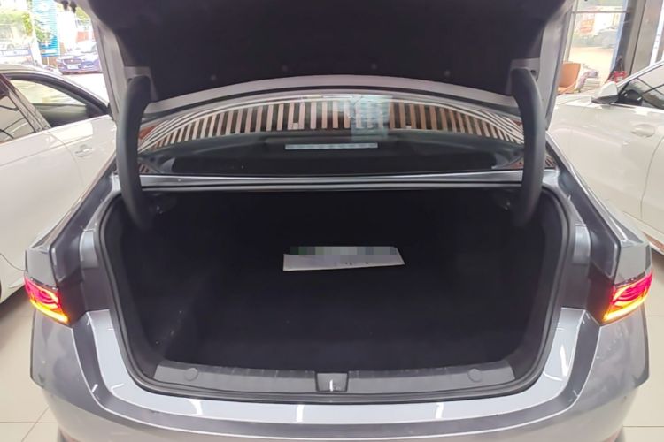 Used BYD Qin PLUS 2025 DM-i Smart Drive 55KM Leading Model Trunk