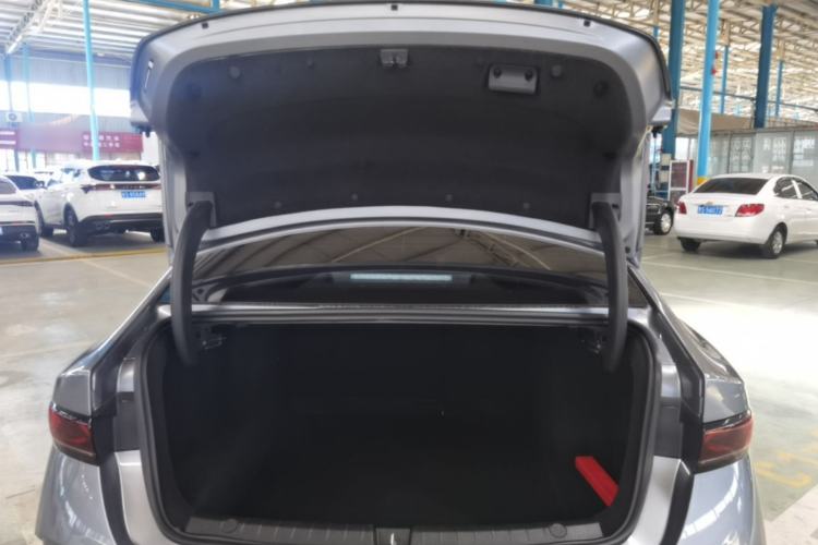Used BYD Qin PLUS 2025 DM-i Smart Drive 55KM Leading Model Trunk
