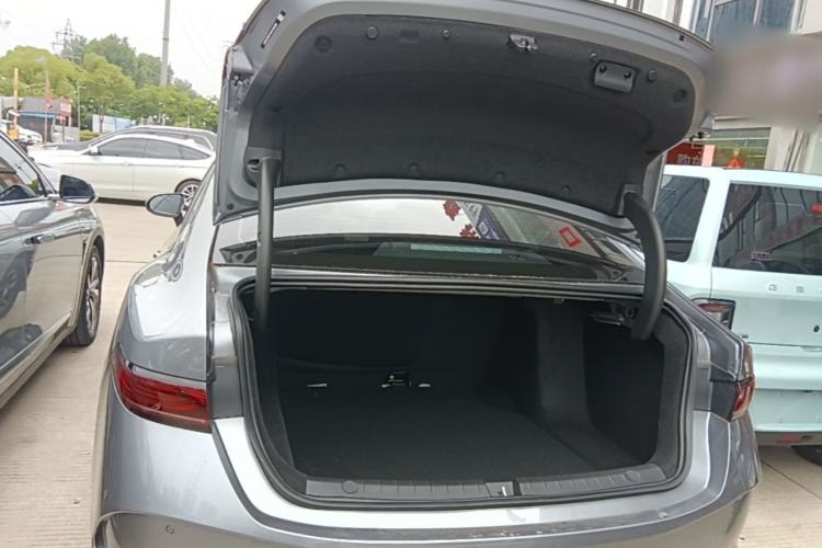 Used BYD Qin PLUS 2025 DM-i Smart Drive 55KM Leading Model Trunk
