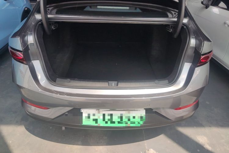 Used BYD Qin PLUS 2025 DM-i Smart Drive 55KM Leading Model Trunk