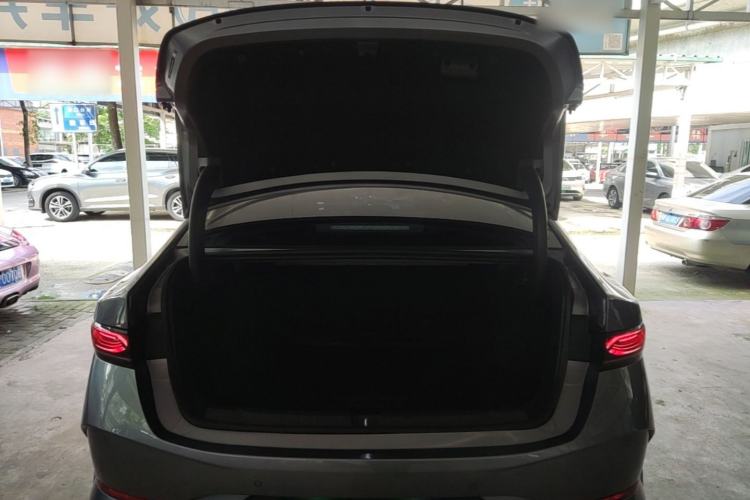 Used BYD Qin PLUS 2025 DM-i Smart Drive 55KM Leading Model Trunk