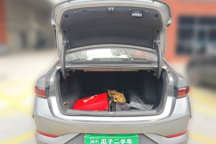 Used BYD Qin PLUS 2025 DM-i Smart Drive 55KM Leading Model Trunk