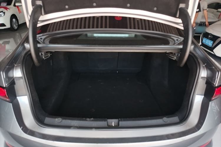 Used BYD Qin PLUS 2025 DM-i Smart Drive 55KM Leading Model Trunk