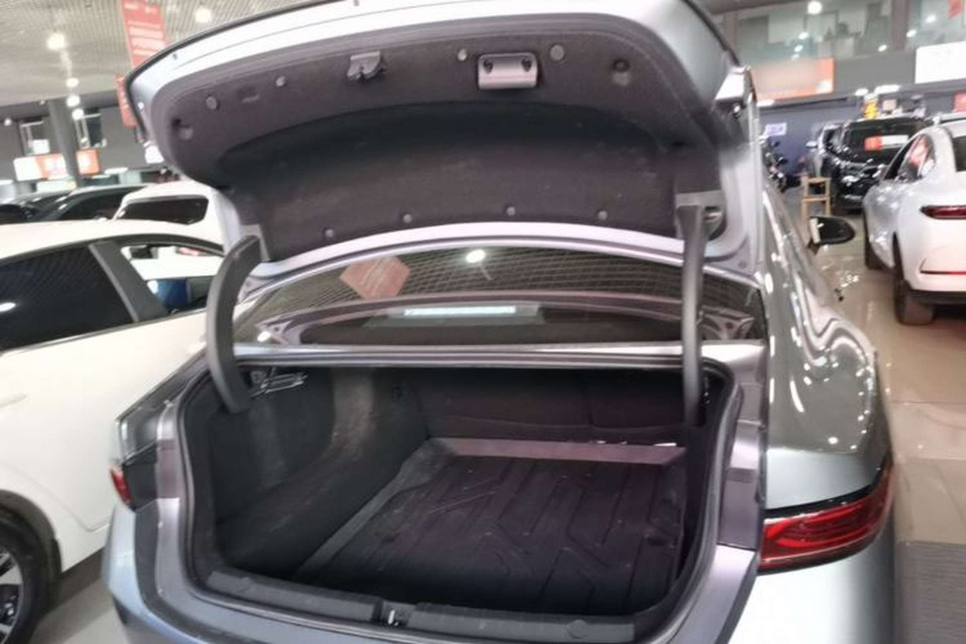 Used BYD Qin PLUS 2025 DM-i Smart Drive 55KM Leading Model Trunk
