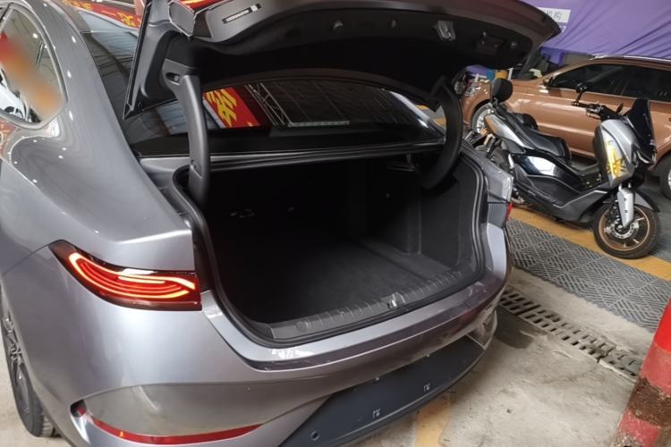 Used BYD Qin PLUS 2025 EV Smart Drive Edition 420KM Leading Model Trunk