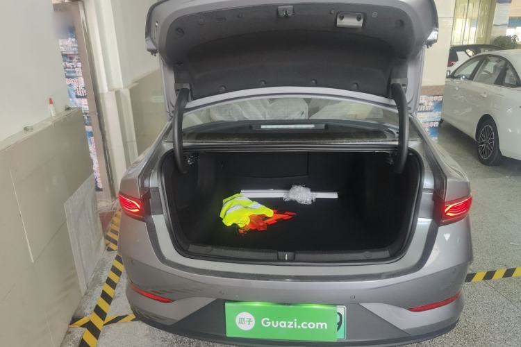 Used BYD Qin PLUS  Trunk