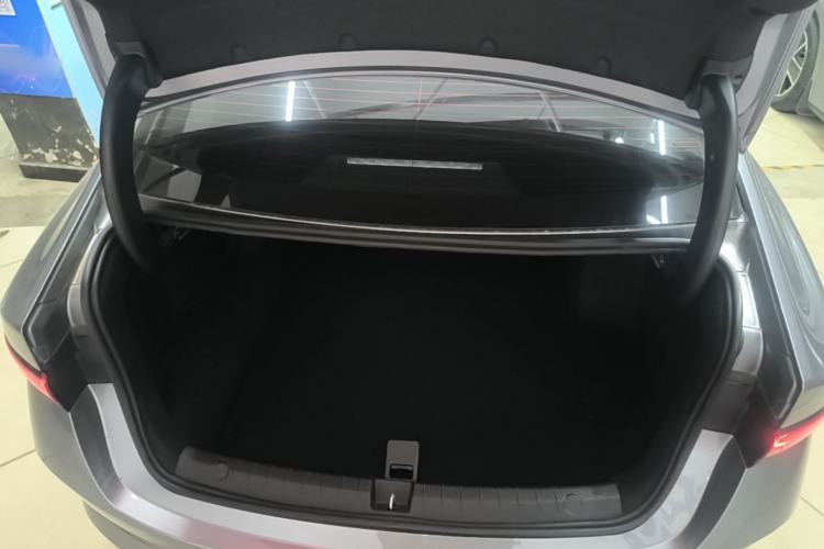 Used BYD Qin PLUS 2025 DM-i Smart Drive 55KM Leading Model Trunk